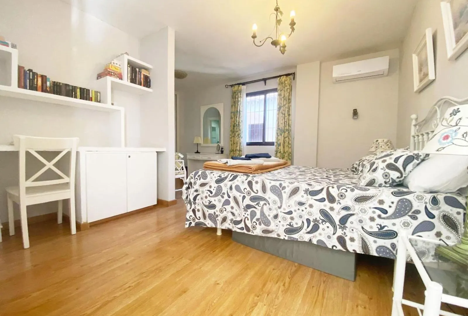 Appartement 2 Bedroom With Spacious Terrace Pueblo Evita Benalmádena Spanje