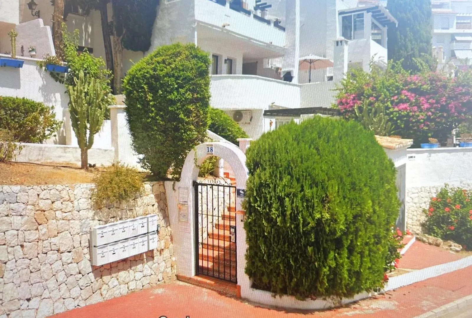 2 Bedroom With Spacious Terrace Pueblo Evita Benalmádena Spanje